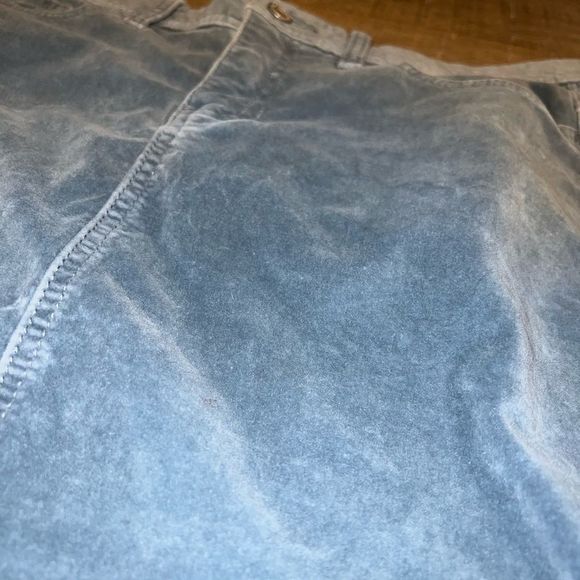 GAP 🥳 2/$15 OR 3/$20 🥳 Skirt - Picture 2 of 5